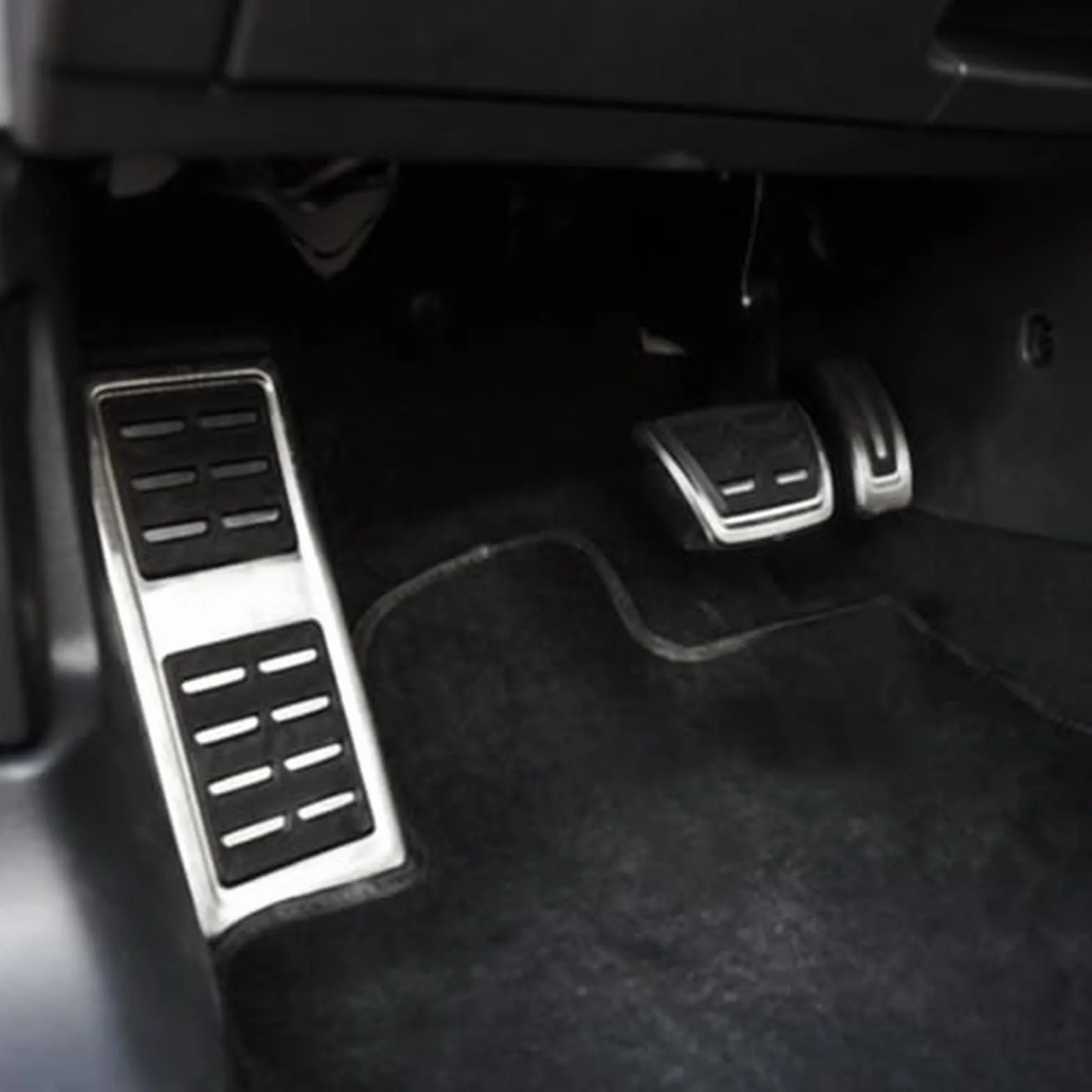 Osłona pedału samochodu LHD, dla VW, dla Seat, Arona 2017-2022 Auto pedały samochodowe ze stali nierdzewnej pedał hamulca osłona podkładek ochronnych Nakładka na pedały samochodowe(BLACK AT Wit