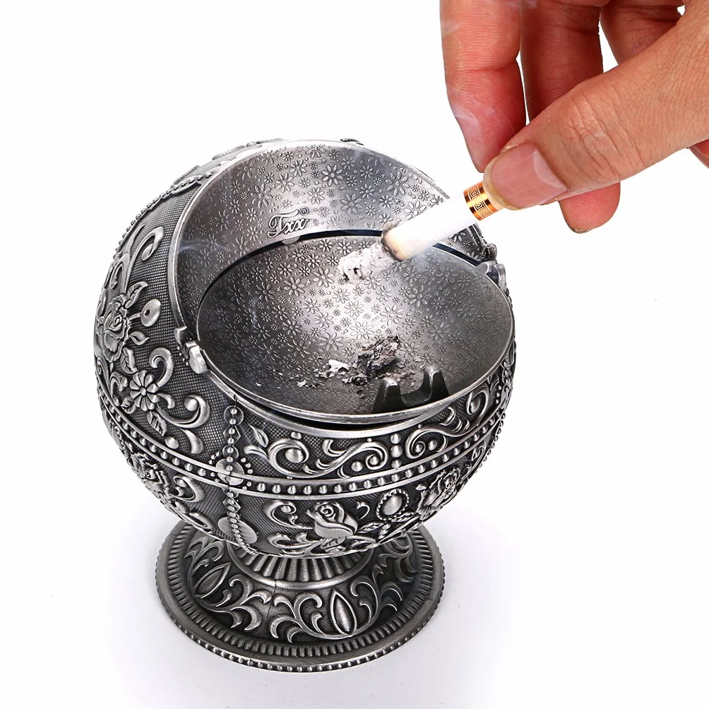 BSTKY Windfester Vintage-Aschenbecher mit Deckel - Klassisches Burgenmuster, Tisch-Aschenbecher, für drinnen und draußen, Retro, für zu Hause, Büro, als Dekoration silber