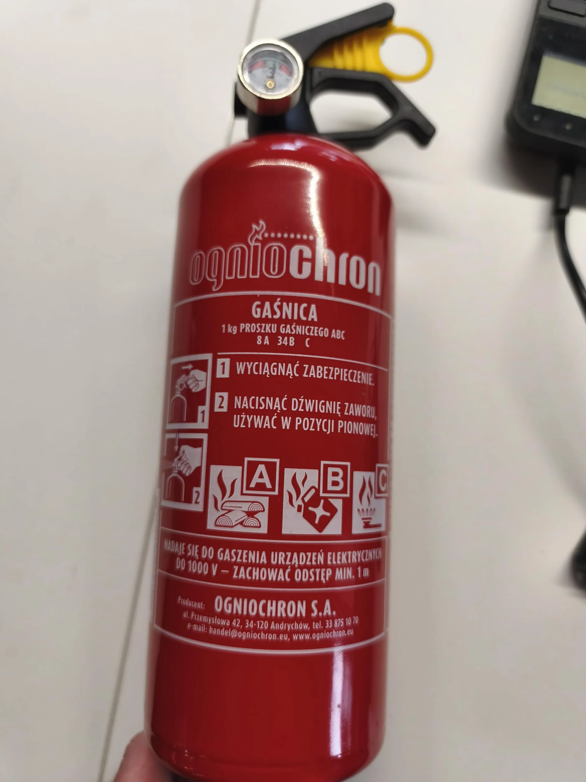 Gaśnica samochodowa 1KG z manometrem samochodowa apteczka pierwszej pomocy