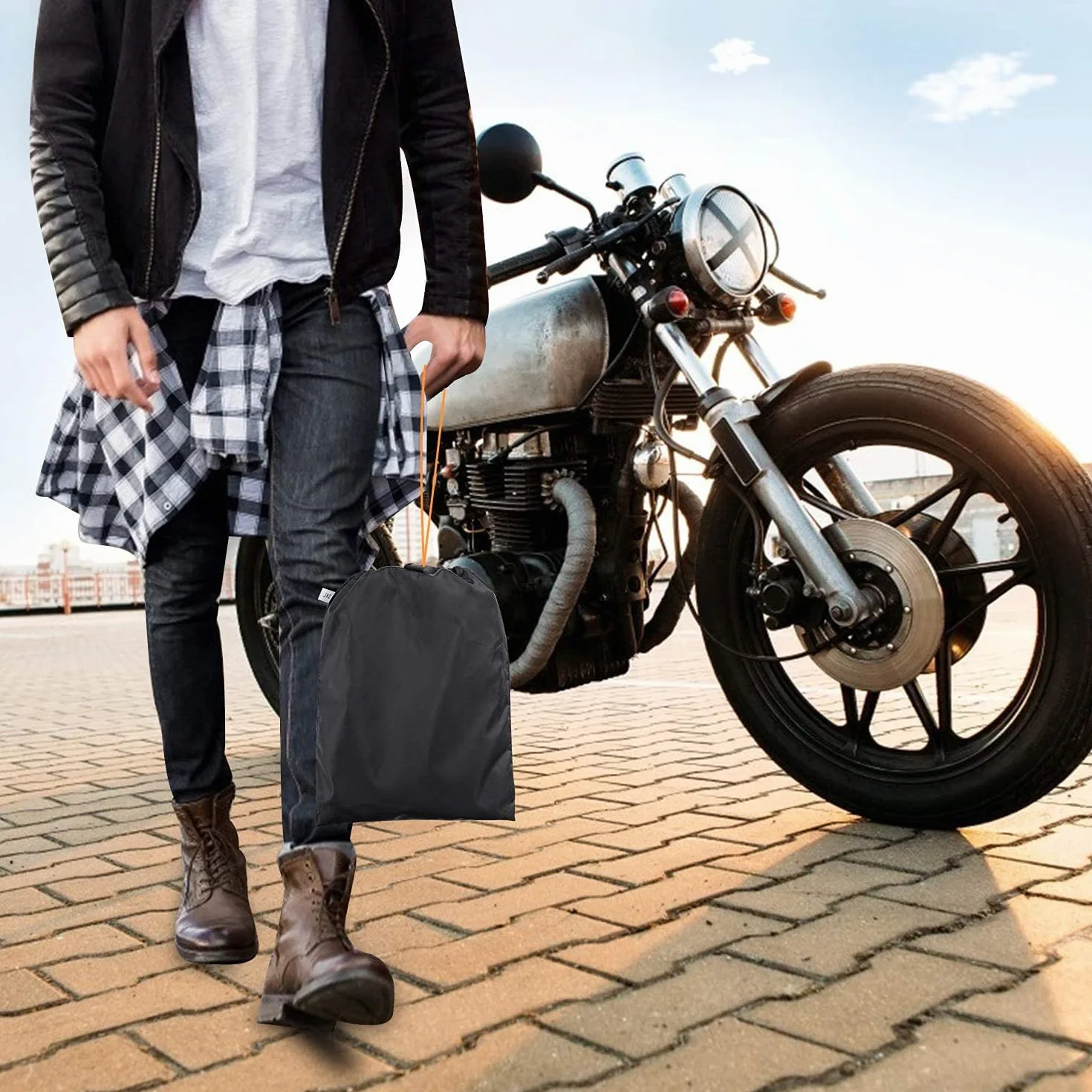 300D Wodoodporny Pokrowiec Motocyklowy na Zewnątrz Ochrona Przed Deszczem i Kurzem UV, z 5 Paskami Odblaskowym i 2 Otworami na Zamek, 2 Stałe Paski z Klamrami i 1 Uchwytem (4XL: 290 x 95 x 140 cm)