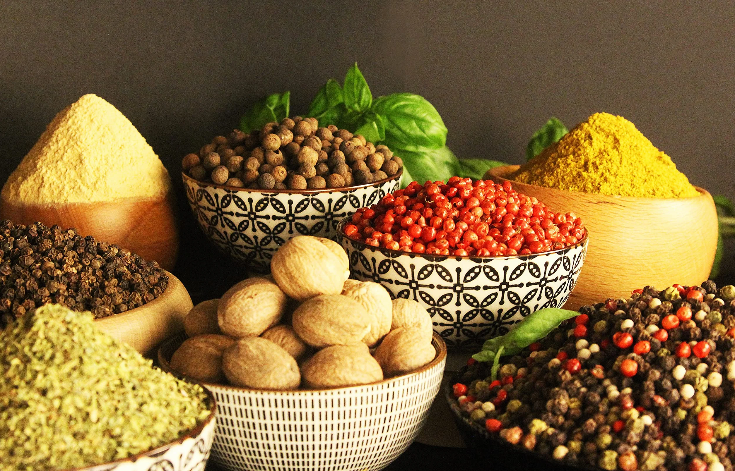 Minotaur Spices | Mieszanka Pieprzu | 2 x 500g (1 Kg) | Pieprz Kolorowy z Czarnego, Białego, Zielonego Pieprzu i Różowych Jagód