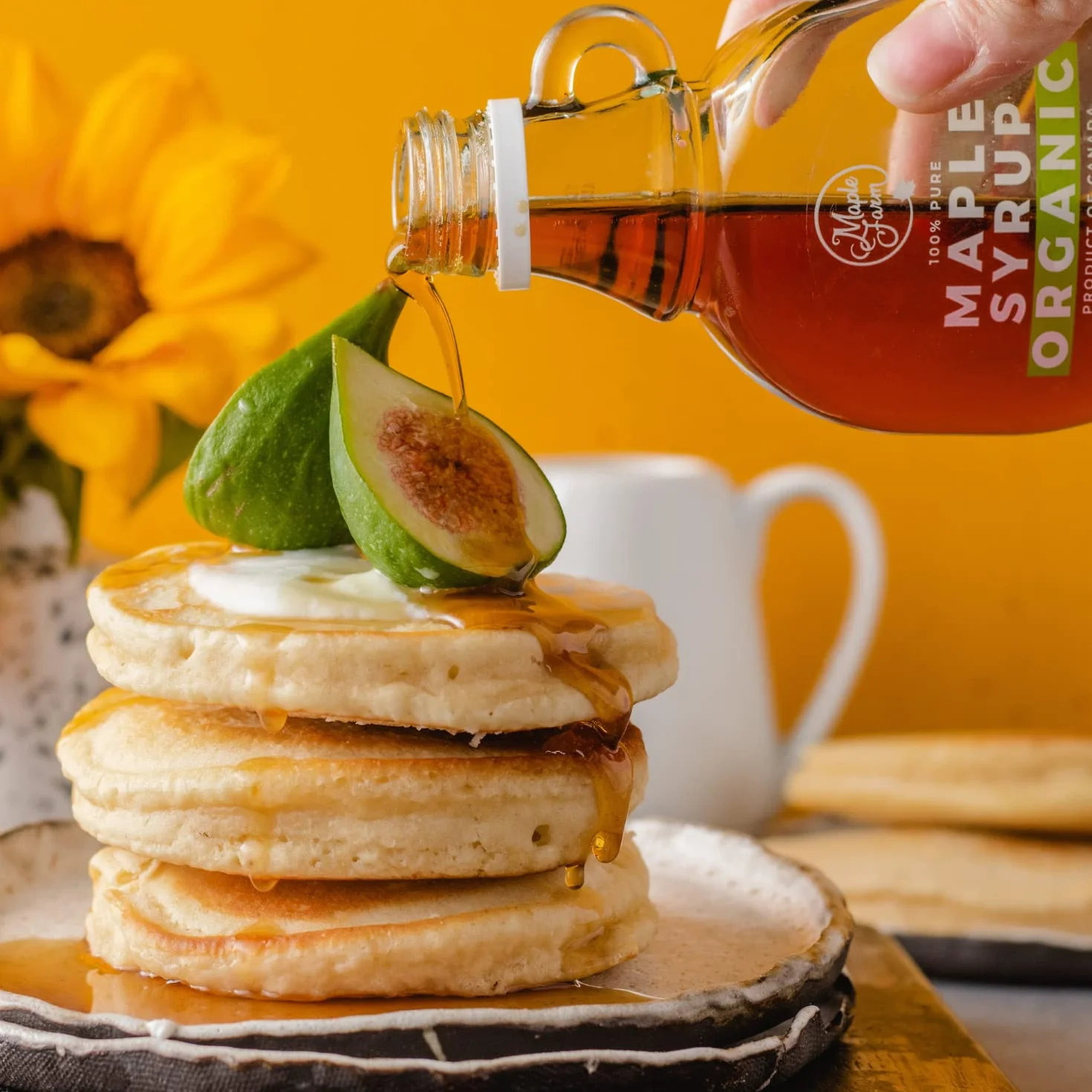 MapleFarm Syrop klonowy BIO Klasa A Dark Robust taste 250 ml 330 g Pure organic maple syrup