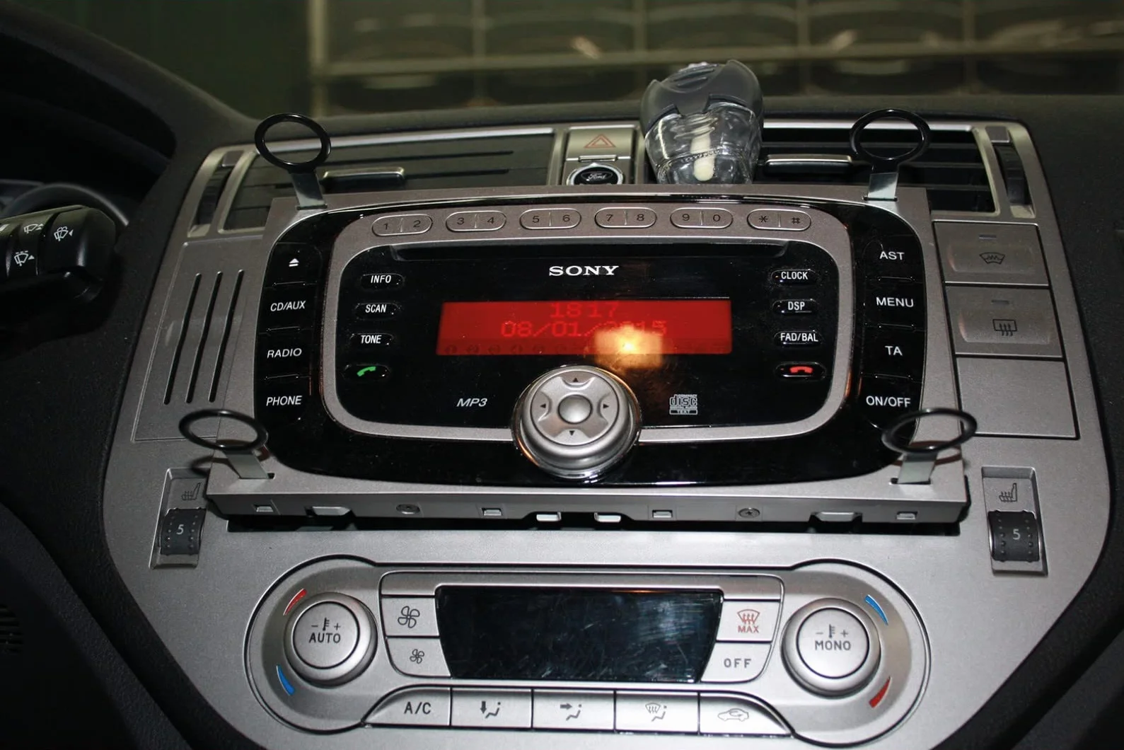 KS Tools 500.1373 Urządzenie radiowe/nawigacyjne urządzenie wyjmujące, 4-częściowe