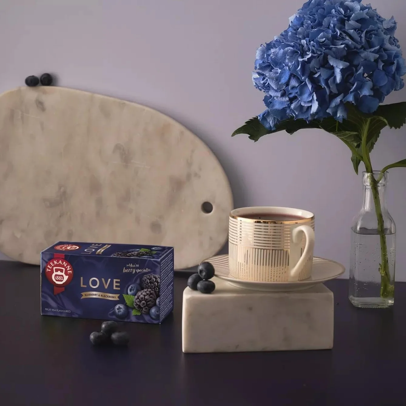 Teekanne Big Love Tea Collection (4 x 20 torebek) - zestaw do herbaty owocowej (prezent Dekond)
