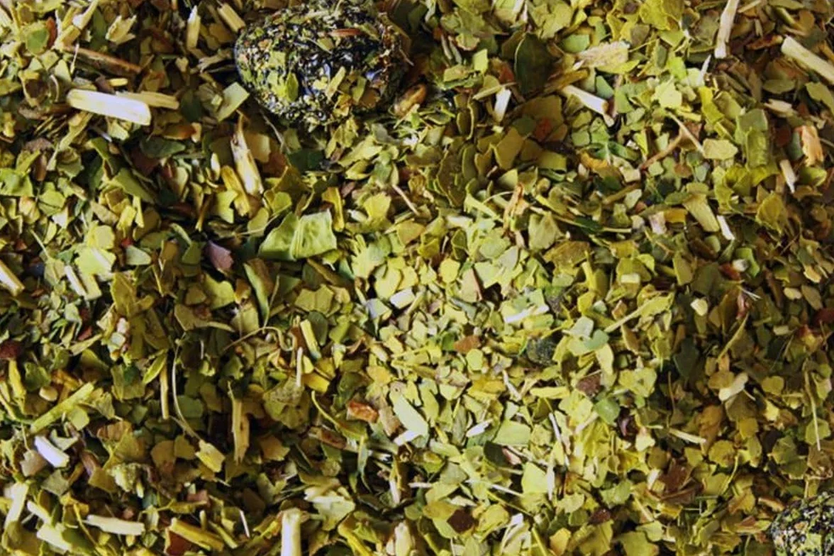 Yerba Mate Green "Papaya Moringa" brazylijska, owocowa herbata mate, 400 g, dojrzała, suszona na powietrzu, bez dymu, bez plastiku, sprawiedlista, herbata Yerba Mate z owocami