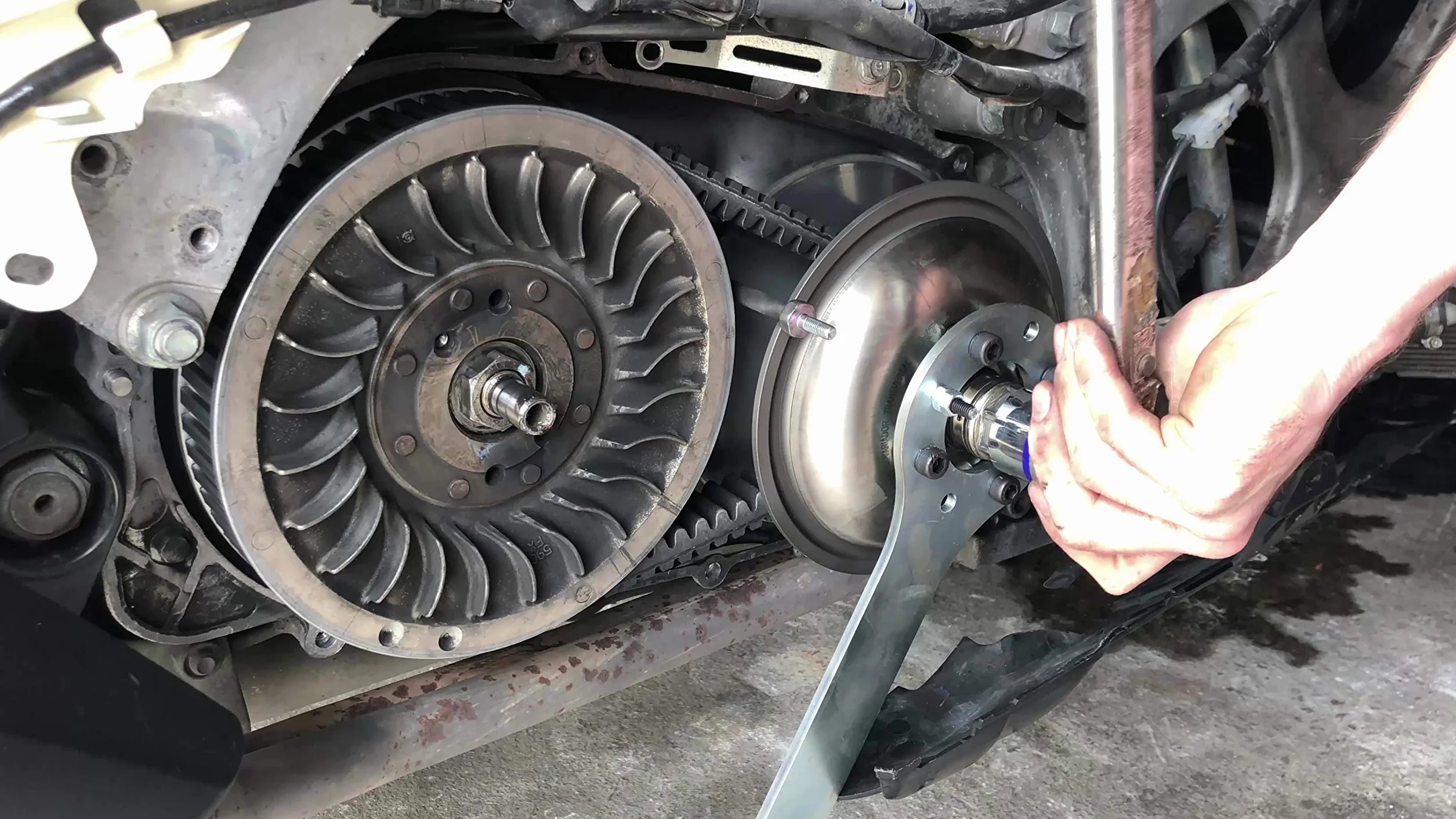 Easyboost Klucze Blokada Wariatora Korektor momentu obrotowego Sprzęgło do Yamaha TMAX 500-530-560 Niezbędne narzędzia do demontażu rolki wariatora pasek napędowy sprężyna centralna sprzęgła tylnego
