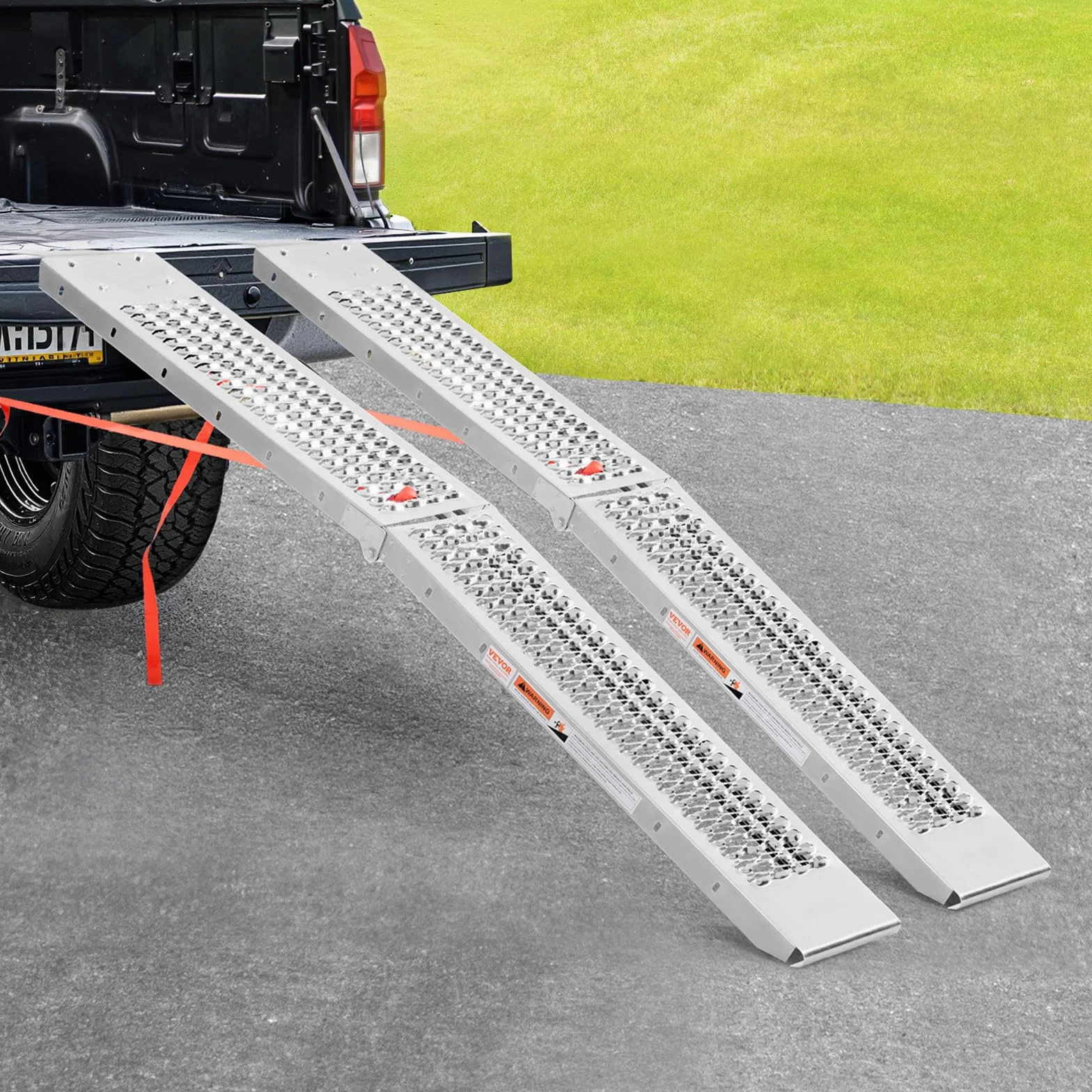 VEVOR 453 kg, 2 szt. wytrzymała szersza powierzchnia, uniwersalna stabilna rampa załadunkowa z uchwytami, pasuje do ATV, UTV, motocykla, roweru elektrycznego itp., srebrna, 1930 x 250 x 60 mm