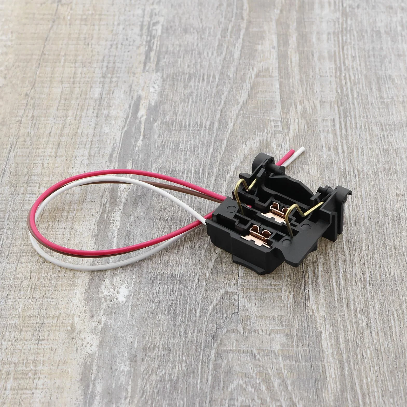 Adapter do żarówki H7 z okablowaniem kompatybilny z Ford Focus MK2 MK3, czarny