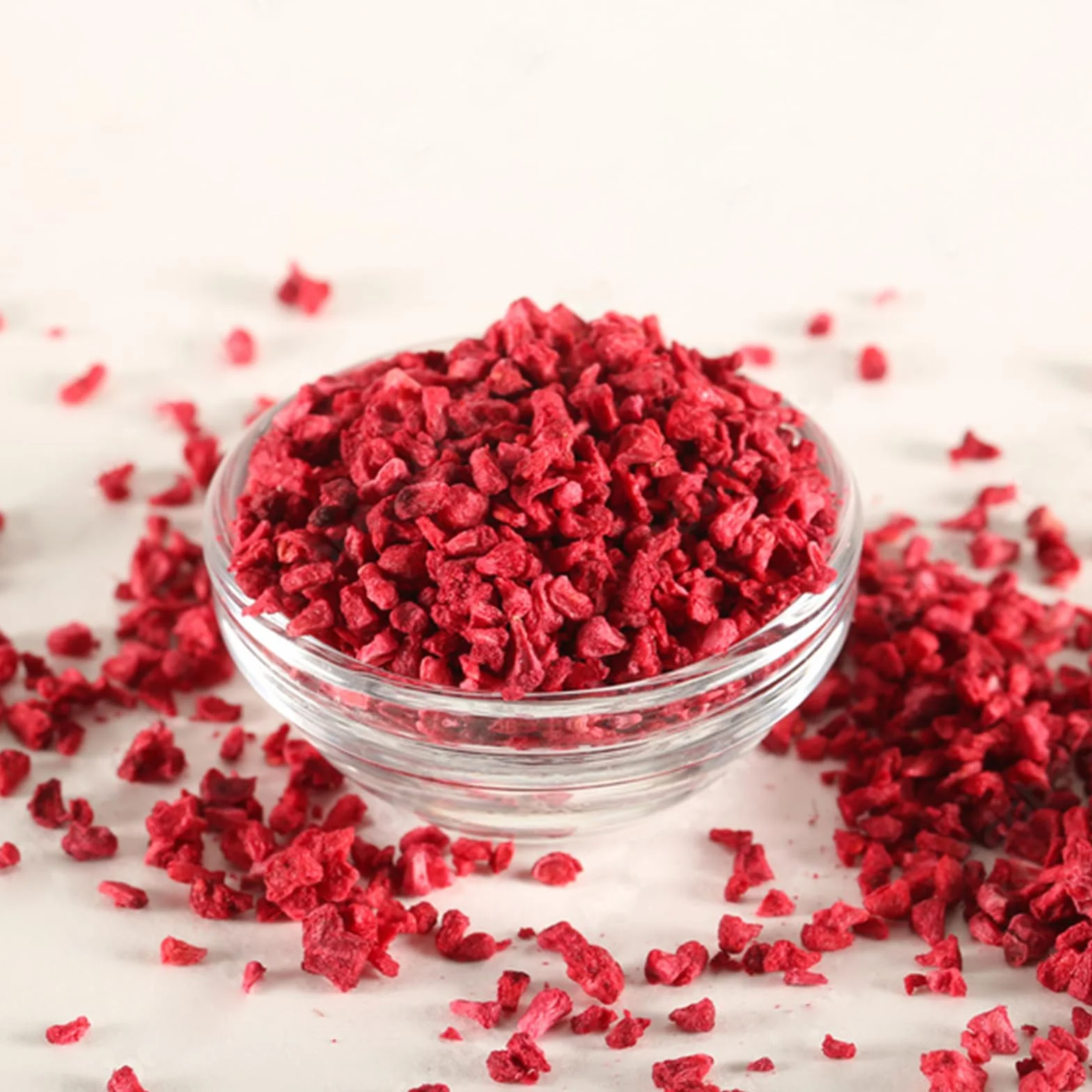Liofilizowane Maliny Kawałki, Grys 100g - Suszone Owoce Liofilizowane - Maliny Suszone w Kawałkach - Liofilizowane Owoce do Wypieków, Dekoracji Ciast, Deserów - 100% Naturalne, Bez Dodatku Cukru