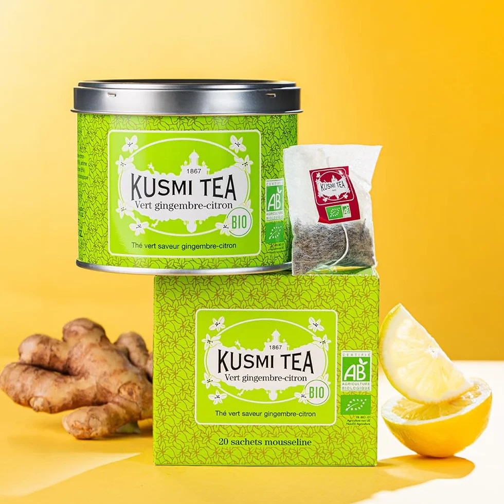 Kusmi Tea - Ginger Lemon Green Tea - Organiczna mieszanka zielonej herbaty z imbirem i cytryną - Do picia na gorąco lub jako herbata mrożona - Metalowa puszka 100 g - na około 50 filiżanek