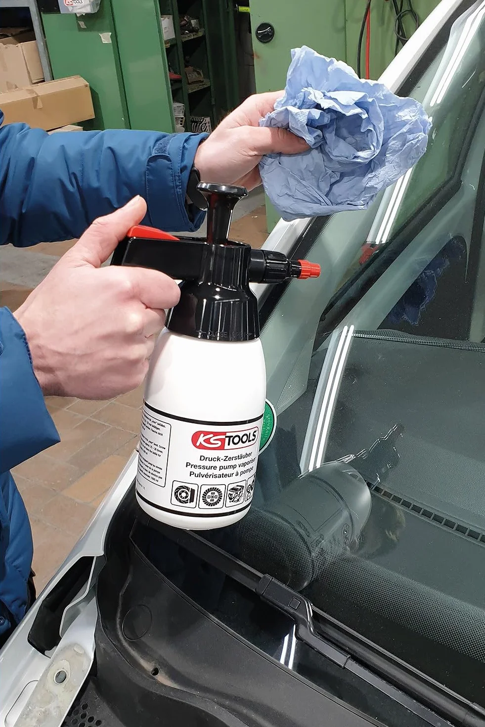 KS Tools 150.8258 Butelka z pompką do płynu do czyszczenia hamulców, 1 l