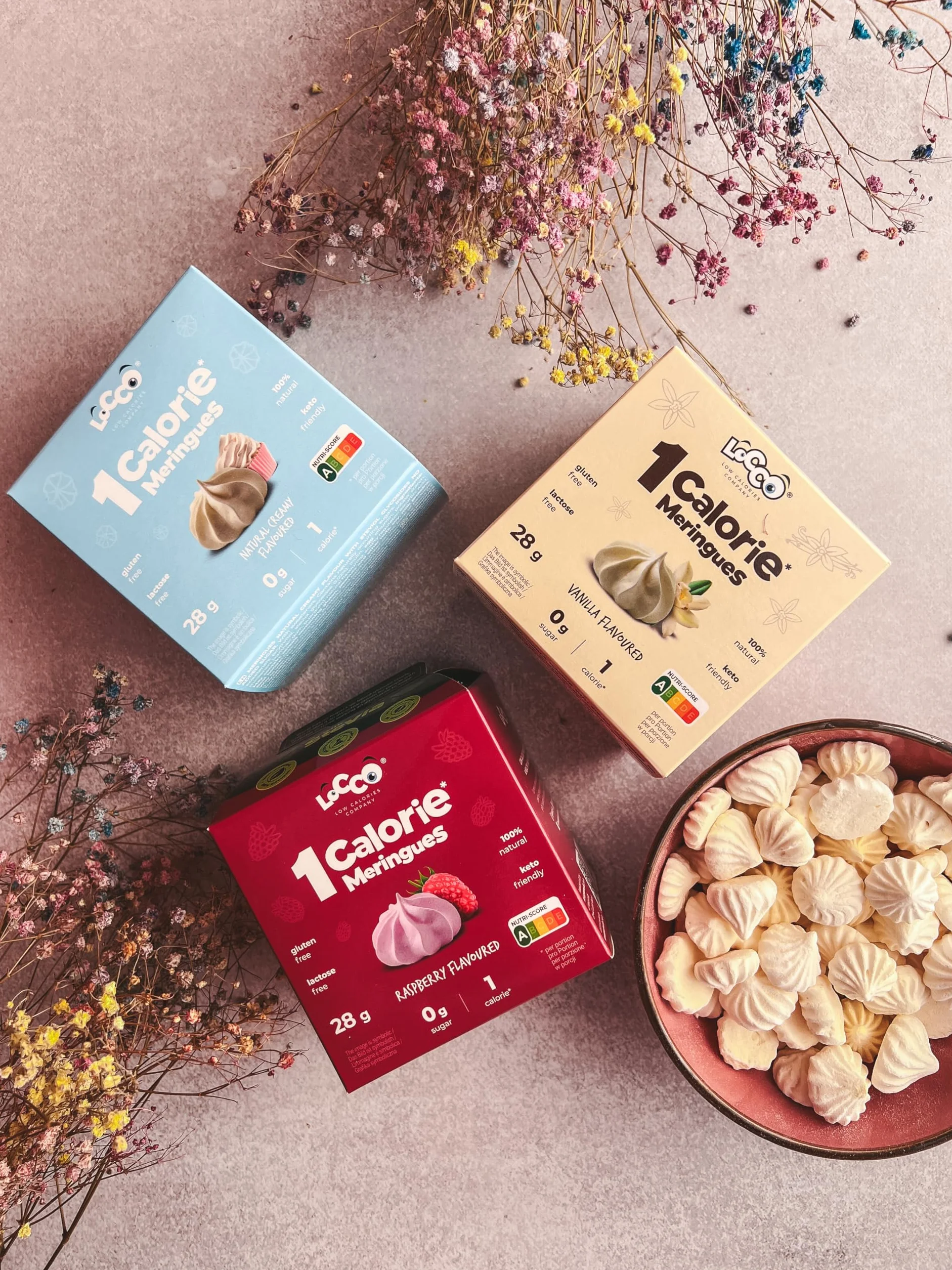 LoCCo Słodkie Bezy Bez Cukru 1 kcal Malinowe - Niskokaloryczna Przekąska ze Stewią, Keto, Low Carb, Bogate w Białko i Błonnik, Dla Diabetyków