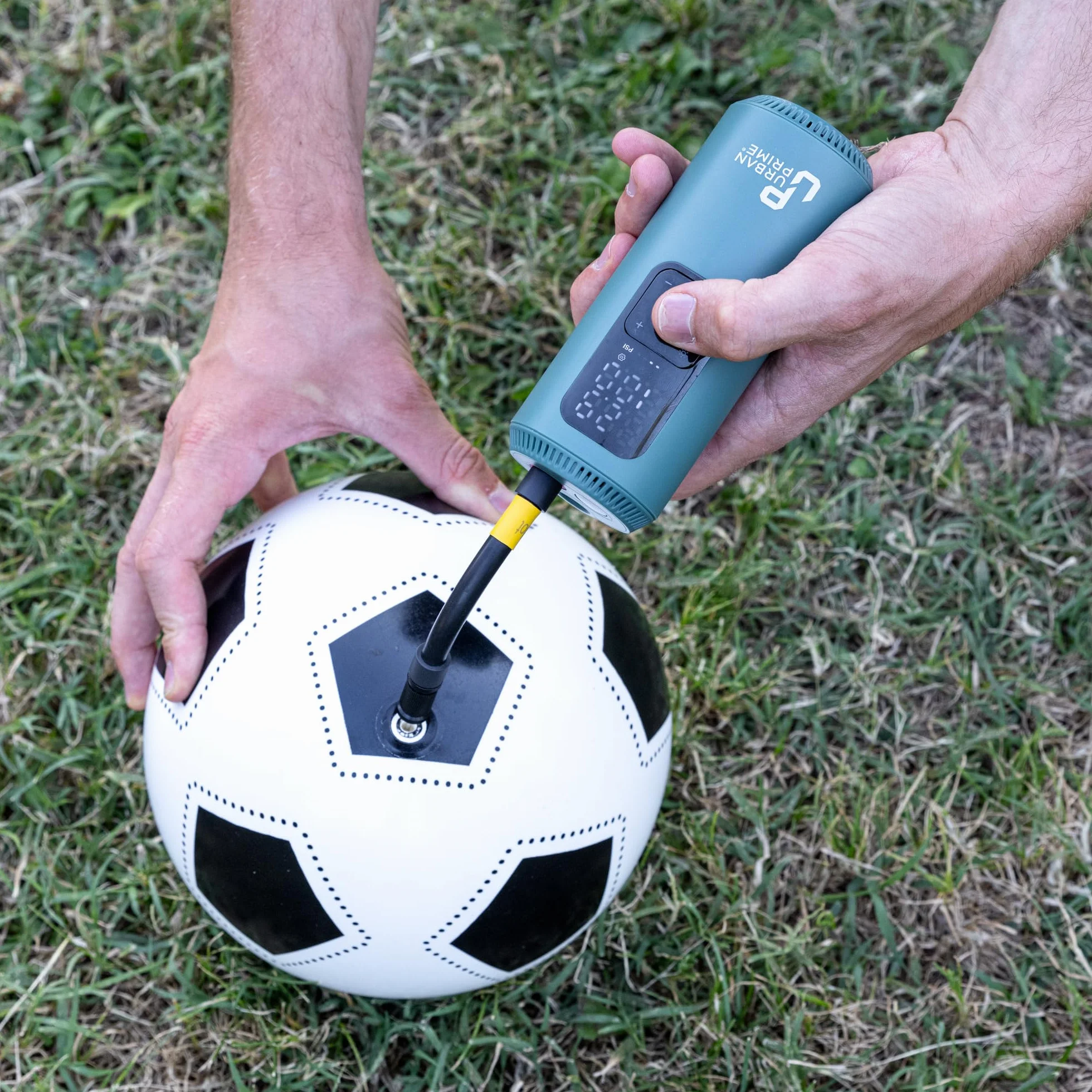 Portable Electric Air Compressor XP przenośna sprężarka do rowerów, motocykli, skuterów, piłek, z czujnikiem ciśnienia, zintegrowane światło LED, 150 PSI, 2 x 1200 mAh