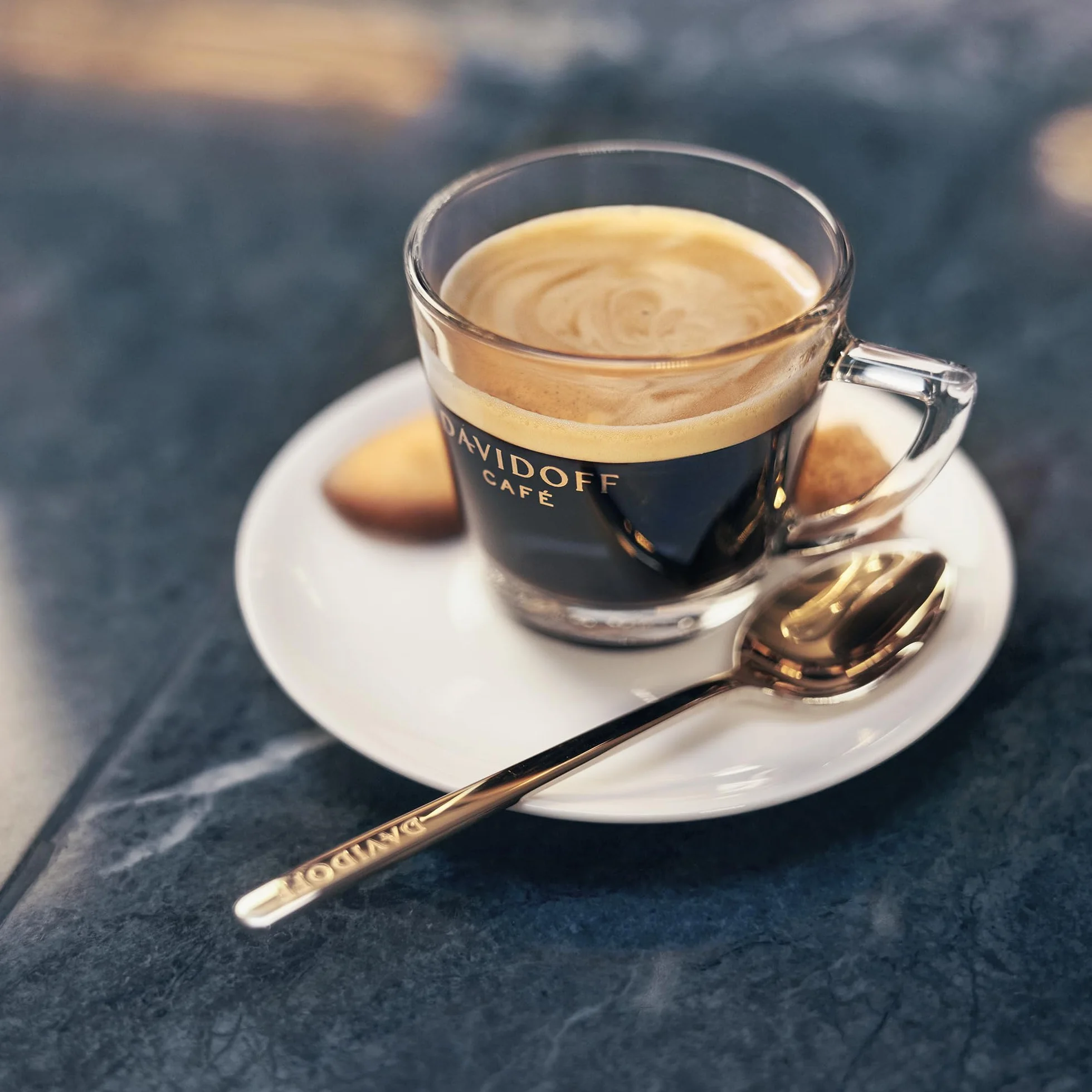 Davidoff Origins Colombia, Kawa rozpuszczalna instant, 100% Arabica, Intensywność 11/12, Nuty kakao i orzecha laskowego, 90g