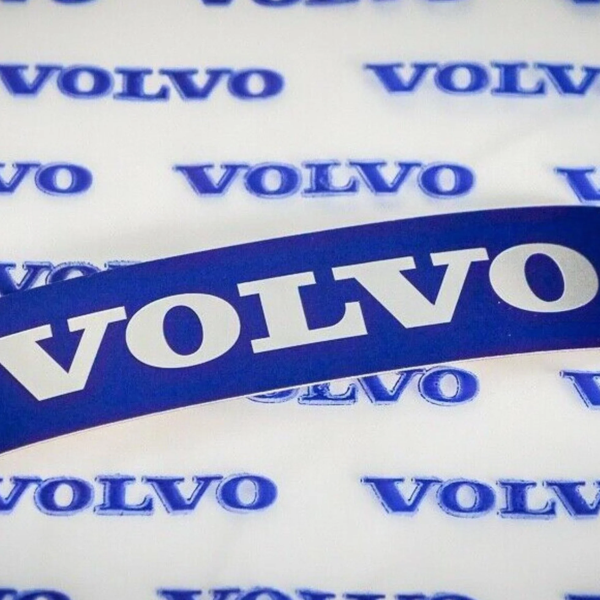 Emblem Volvo Logo osłona chłodnicy 28x115mm V40 V50 V60 V70 XC40 XC60 XC70 XC90 S40 S60 S80 C30 C70