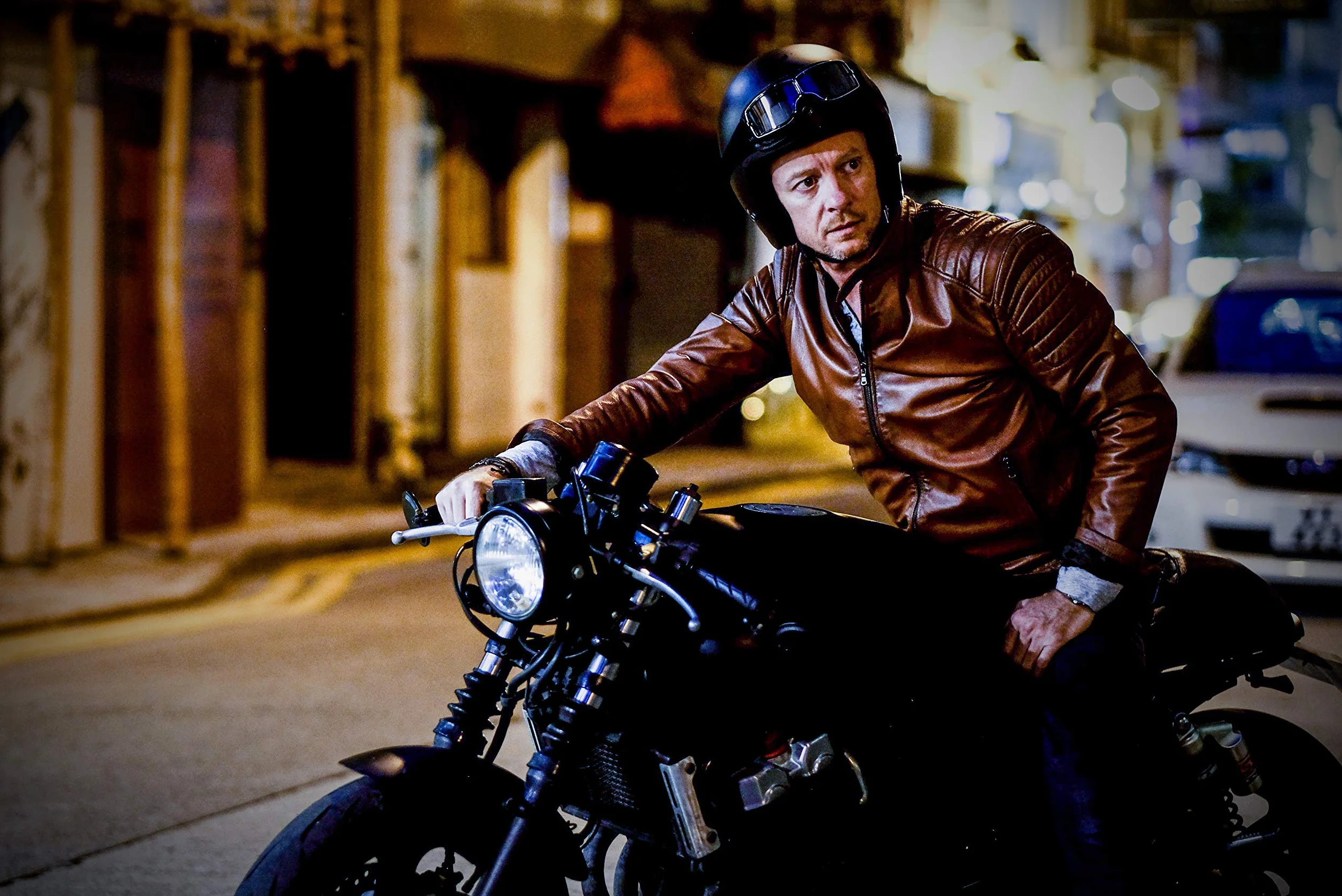 BERTONI Gogle motocyklowe do Harley Davidson Chopper i Scrambler z czarnej skóry i chromowanej oprawki mod. 188
