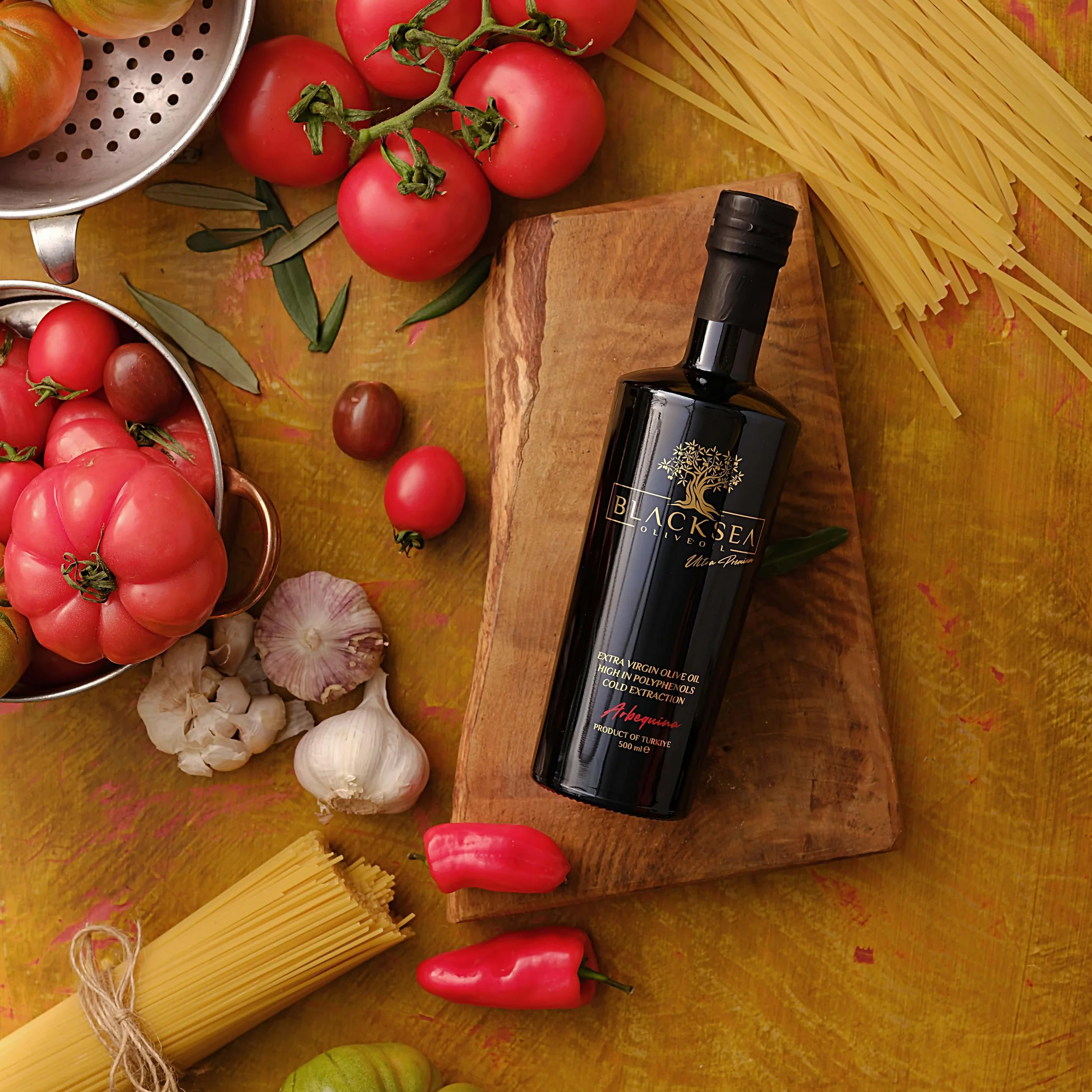 BLACKSEA | Oliwa z oliwek Extra Virgin | Ultra Premium | 500 ml | Filtrowane | Nagrody Międzynarodowe 2023 | (100% oliwek Arbequina) | Nowe zbiory 2023/2024