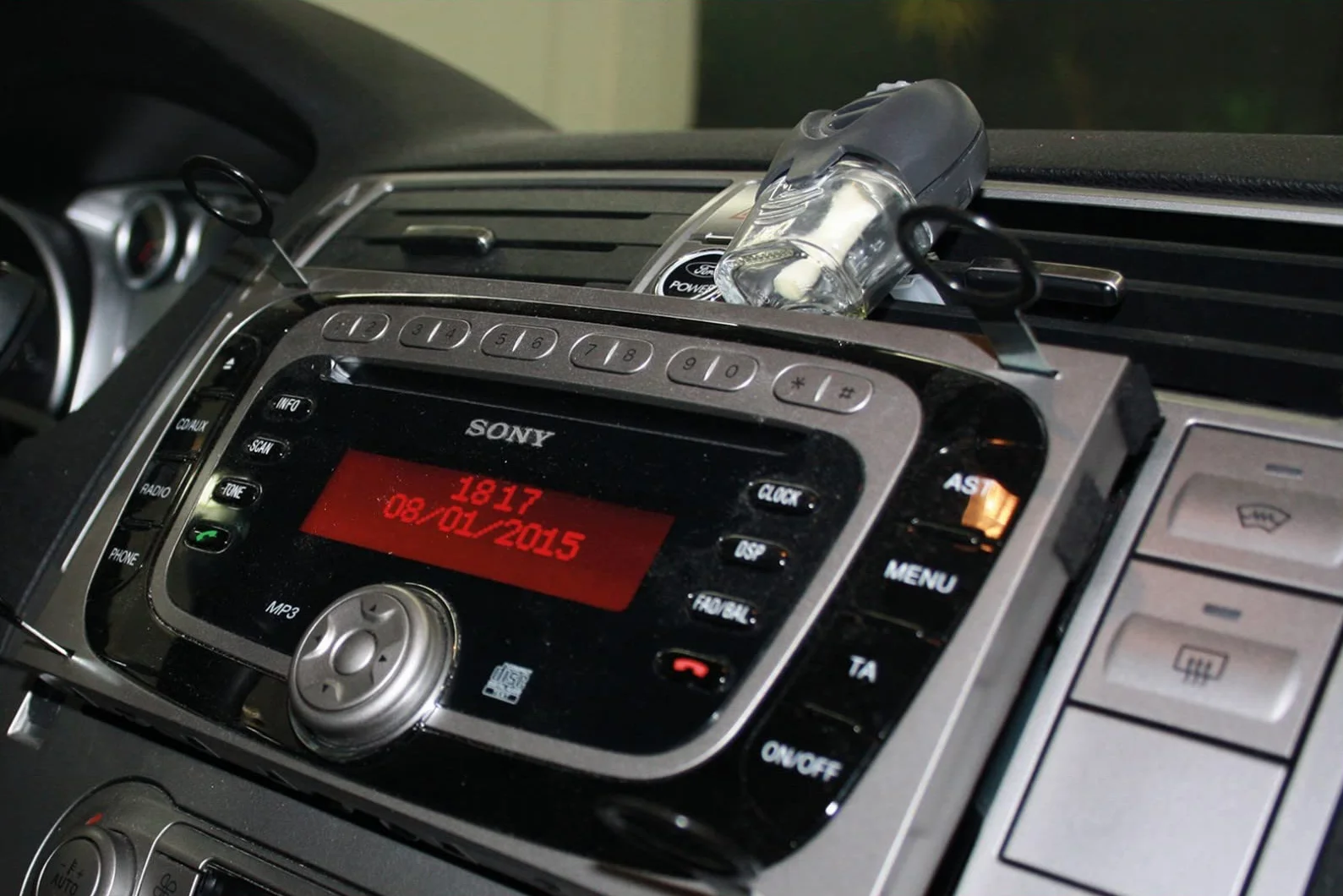 KS Tools 500.1373 Urządzenie radiowe/nawigacyjne urządzenie wyjmujące, 4-częściowe