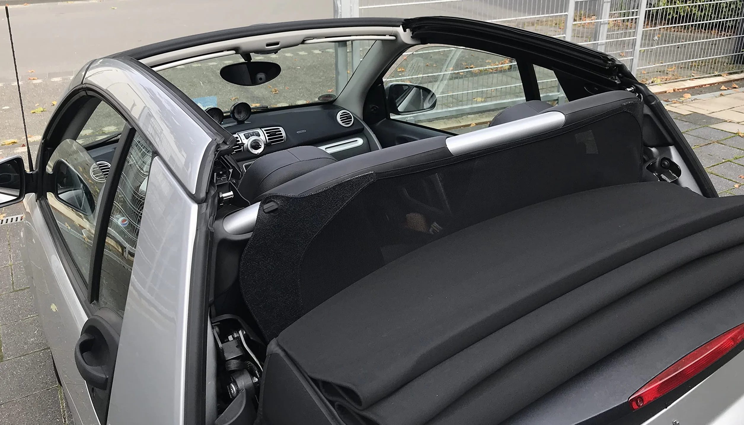 Windschotty nadaje się do Smart Fortwo 451 Cabrio